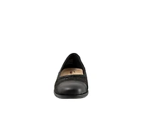 Women's Trotters Delmara Perf Flats