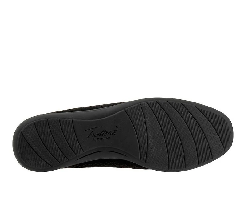 Women's Trotters Delmara Perf Flats
