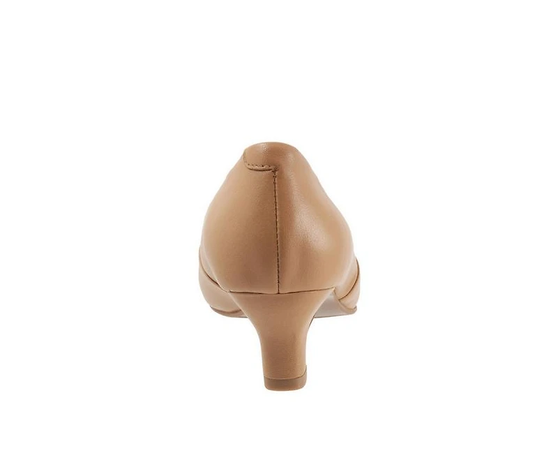 Women's Trotters Kylie Pumps