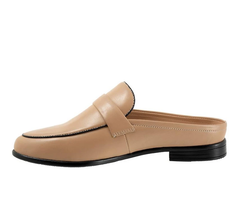 Women's Trotters Lola Flats