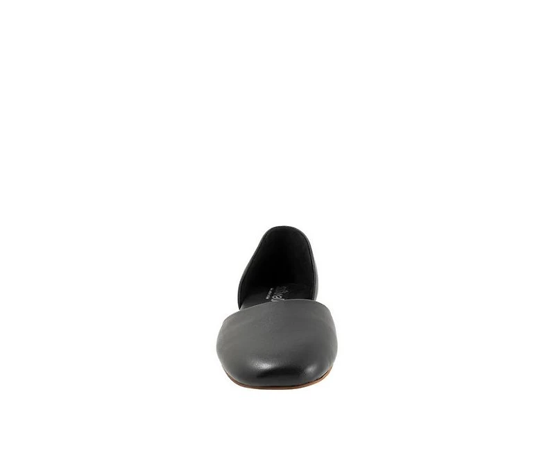 Women's Softwalk Kamari Flats