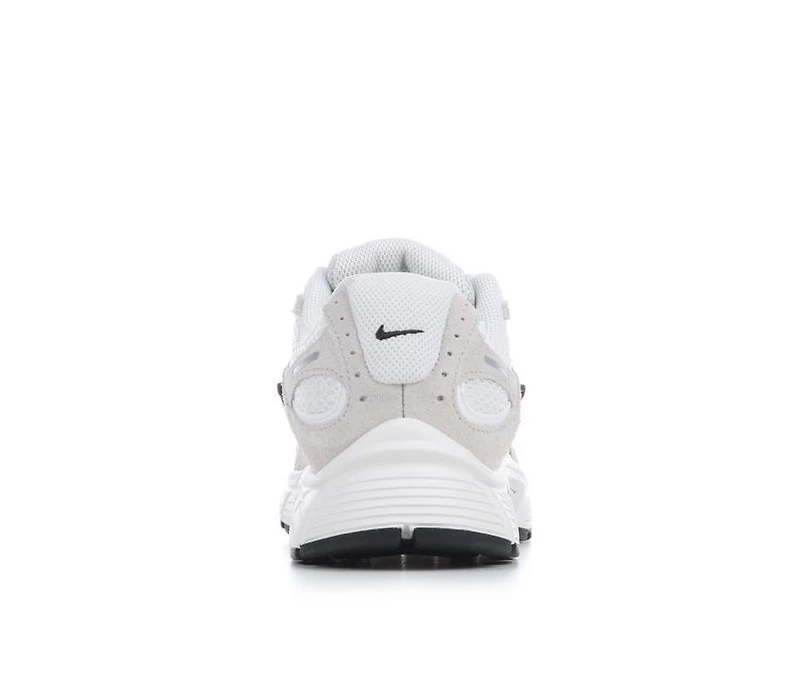 Women's Nike V5 RNR Suede Sneakers