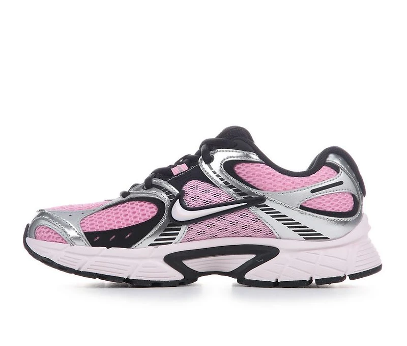 Women's Nike V5 RNR Sneakers