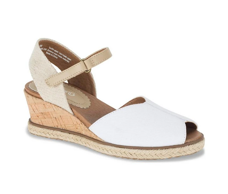 Women's Baretraps Odetta Wedges