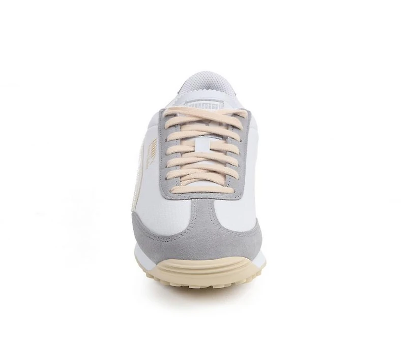 Women's Puma Easy Rider Sneakers