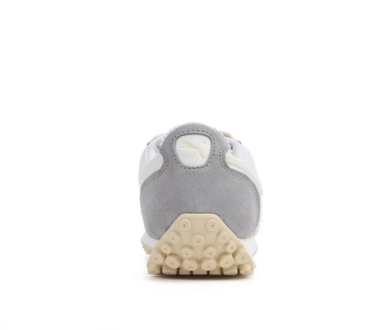 Women's Puma Easy Rider Sneakers