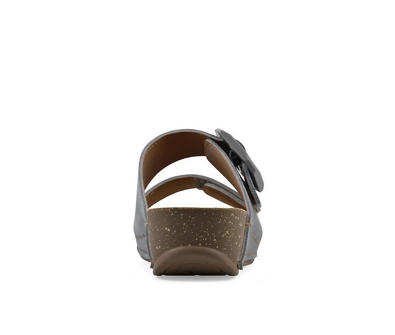 Women's White Mountain Fearful Footbed Sandals