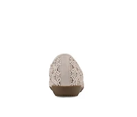 Women's Cliffs by White Mountain Cariann Flats