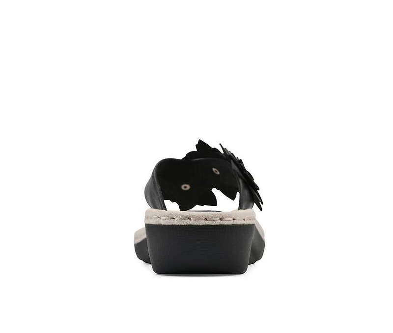 Women's Cliffs by White Mountain Content Wedges
