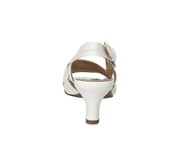 Women's Easy Street Meghan Pumps