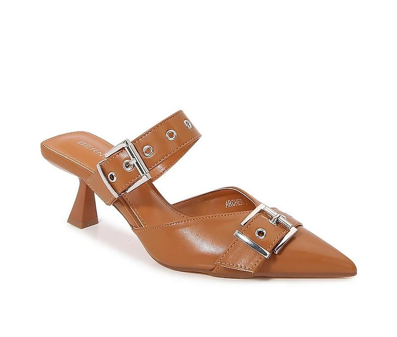 Women's Berness Archer Pumps