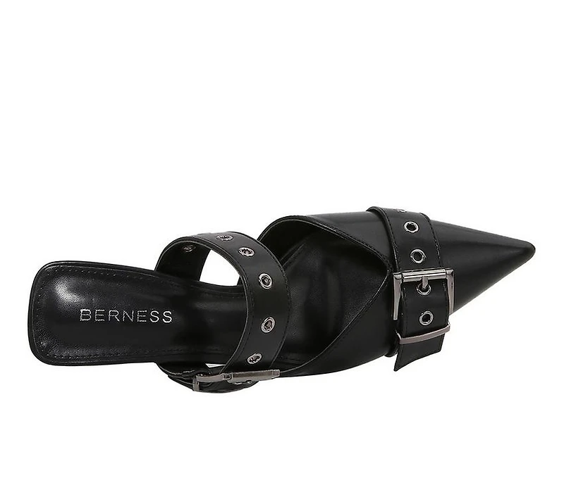 Women's Berness Archer Pumps