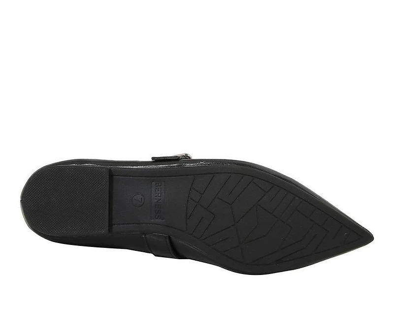 Women's Berness Friedrich Flats