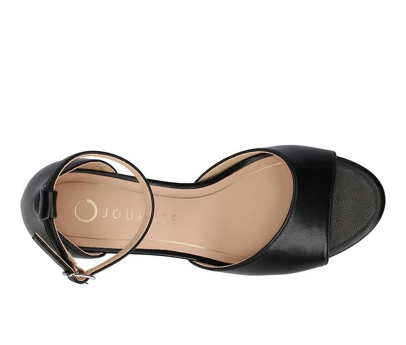 Women's Journee Collection Jezzie Kitten Heel