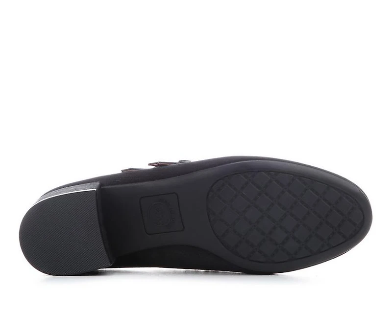 Women's White Mountain Courts Pumps