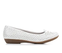 Women's Cliffs by White Mountain Chelby Flats