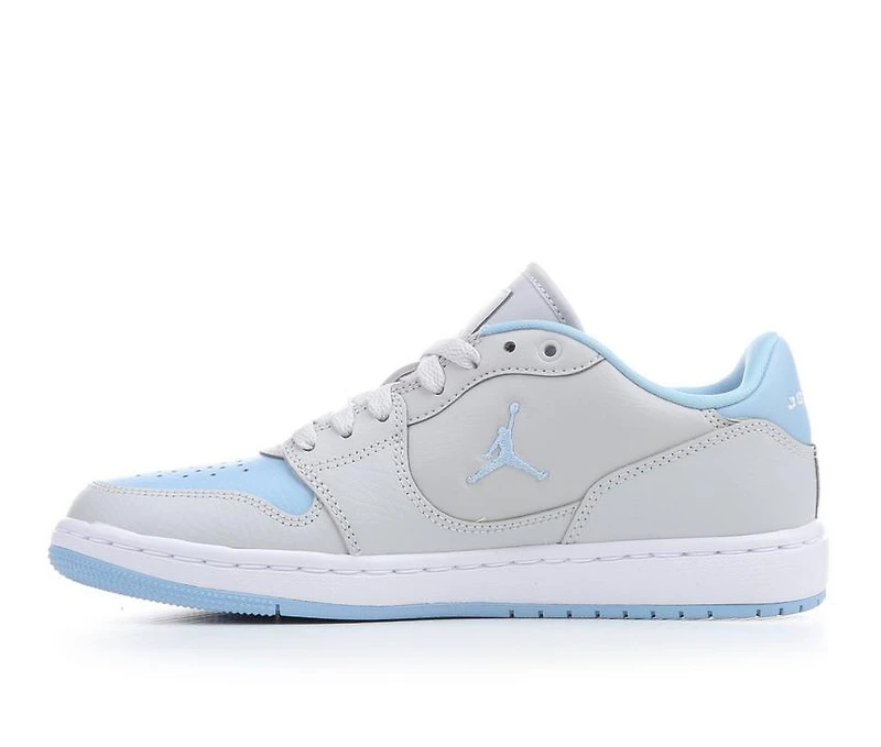 Women's Jordan Court Connect Low Sneakers