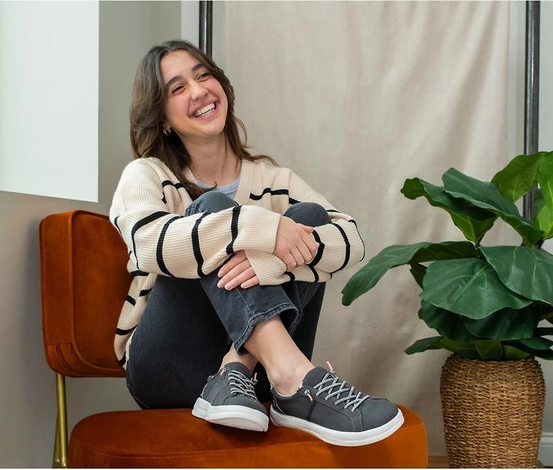 Women's HEYDUDE Karina Sneakers