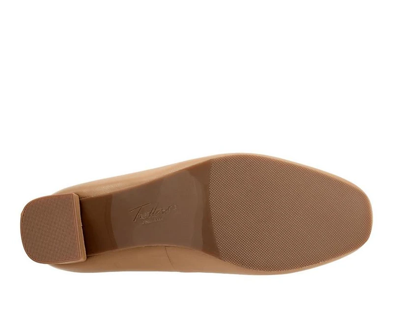 Women's Trotters Devin Pumps