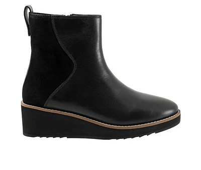 Women's Trotters Wynona Booties