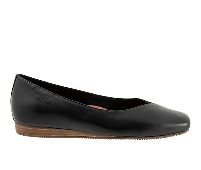 Women's Softwalk Vina Flats