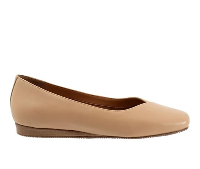 Women's Softwalk Vina Flats