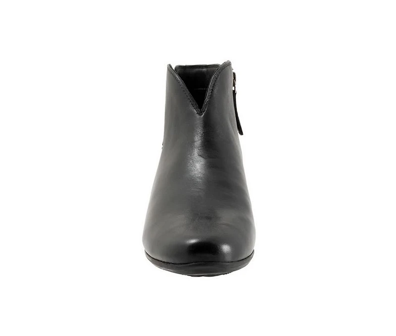 Women's Trotters Monroe Booties