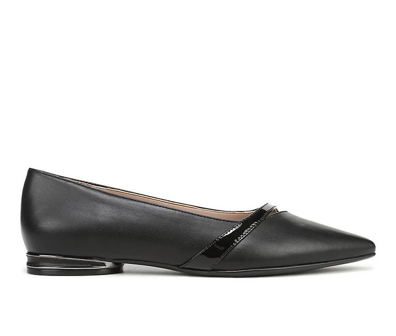 Women's Naturalizer Bria Flats
