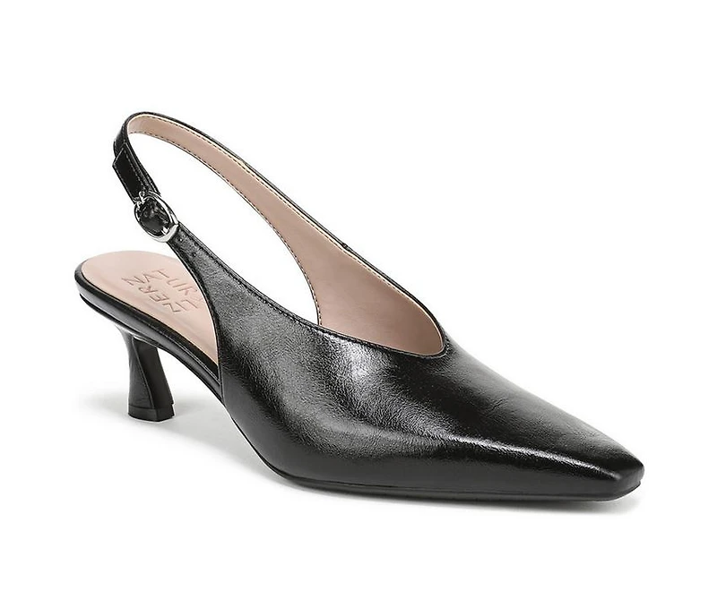 Women's Naturalizer Embry Pumps