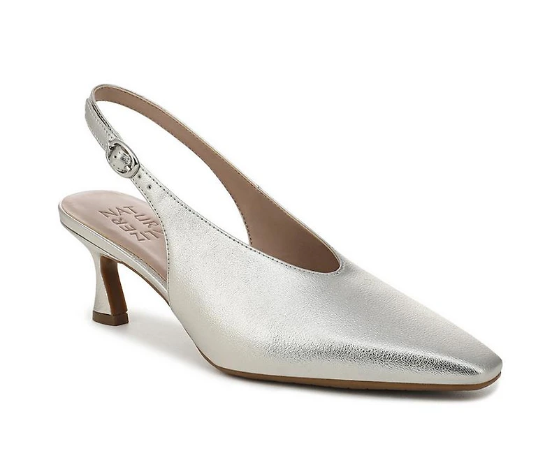 Women's Naturalizer Embry Pumps