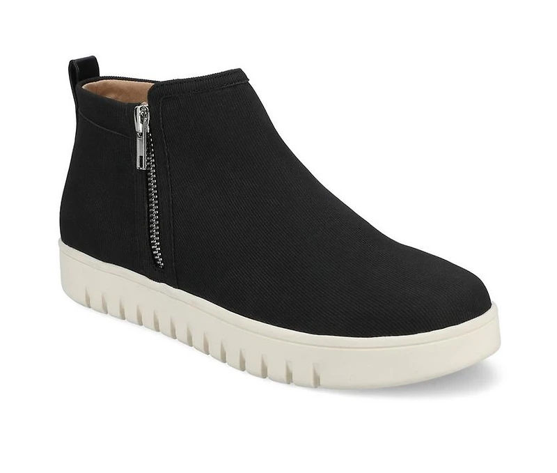 Women's Journee Collection Alita Booties