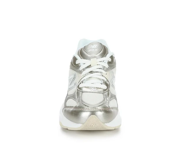 Women's New Balance W603 Sneakers