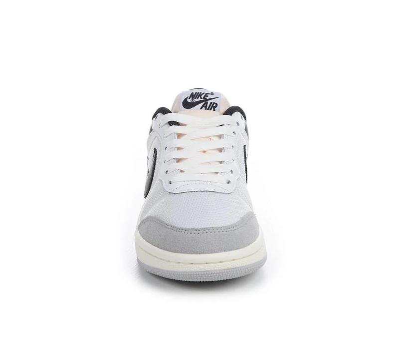 Women's Jordan Skyline Low Mesh Sneakers