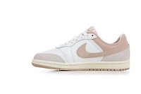 Jordan Skyline Low Leather Sneakers