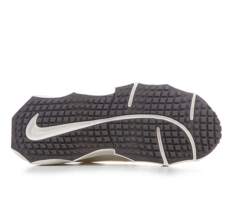 Women's Nike Aura Edge Sneakers