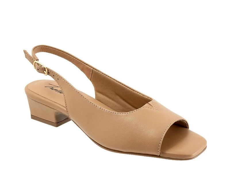 Women's Trotters Dawn Pumps