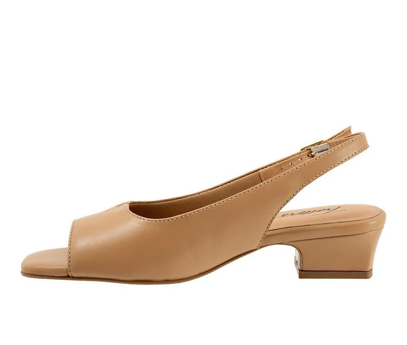 Women's Trotters Dawn Pumps