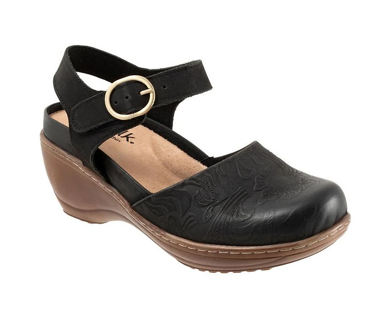 Women's Softwalk Mabelle Tooling Heeled Clogs