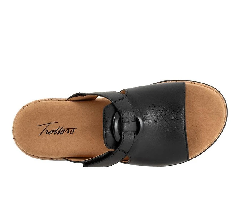 Women's Trotters Ginnie Sandals