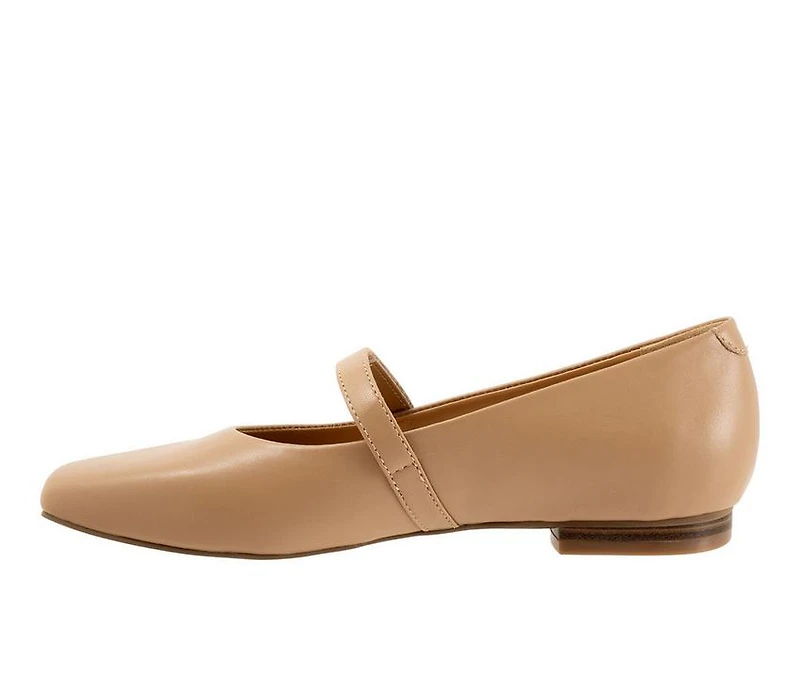 Women's Trotters Hazel Flats