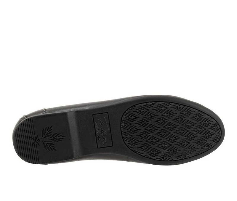 Women's Trotters Iris Flats