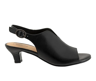 Women's Trotters Norma Pumps