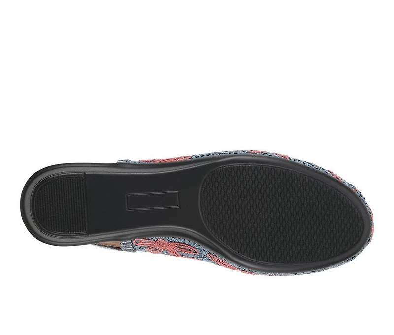 Women's Cliffs by White Mountain Boris Wedges