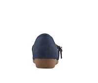 Women's Cliffs by White Mountain Rivian Flats