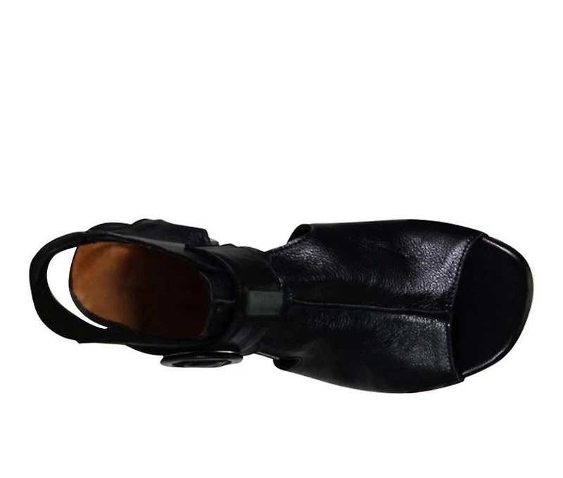 Women's DIBA TRUE Cora Line