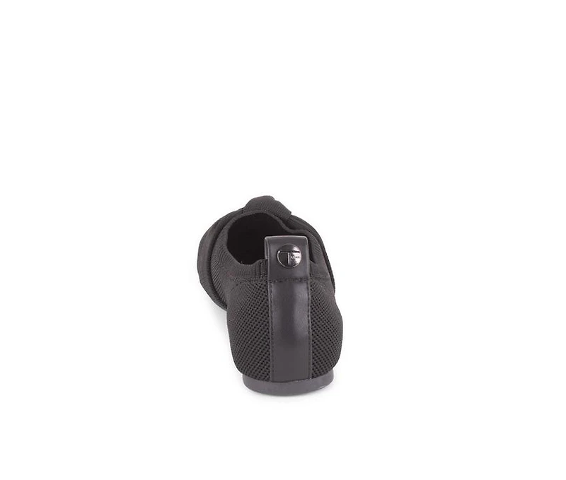 Women's Tahari Bordeaux Flats