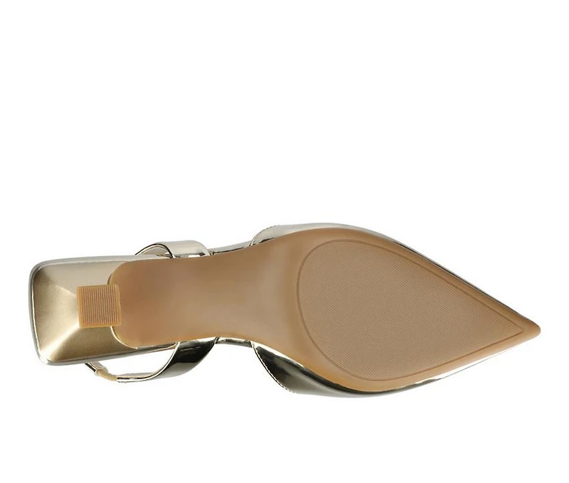 Women's Journee Collection Fallon Pumps