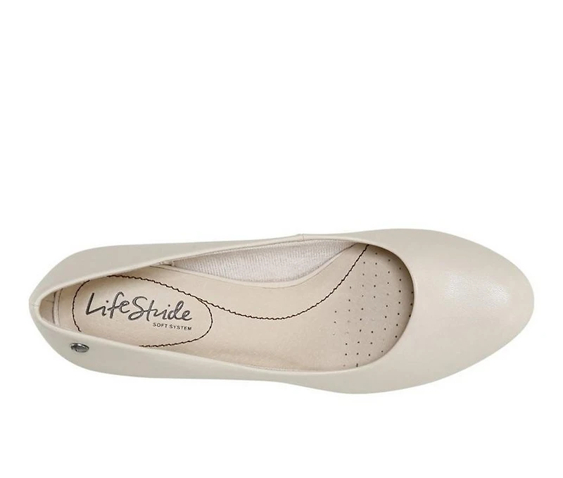 Women's LifeStride Parigi Pumps