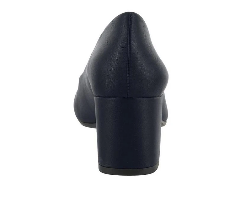 Women's Easy Street Proper Pumps