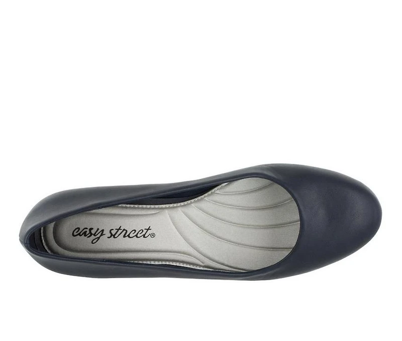 Women's Easy Street Proper Pumps